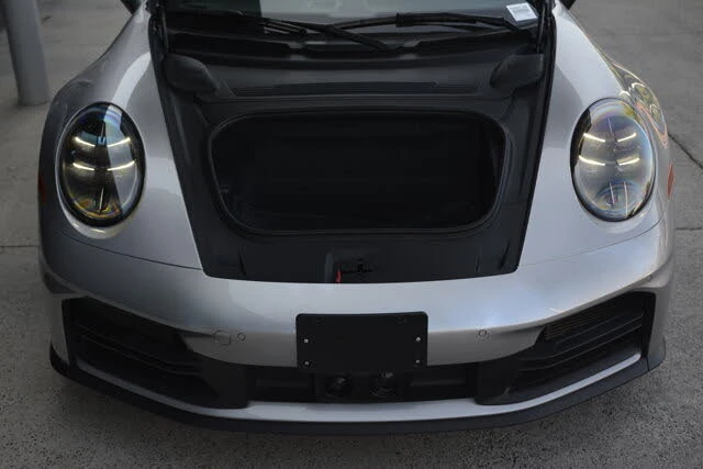 2025 Porsche 992 Carrera - Image 26 of 31