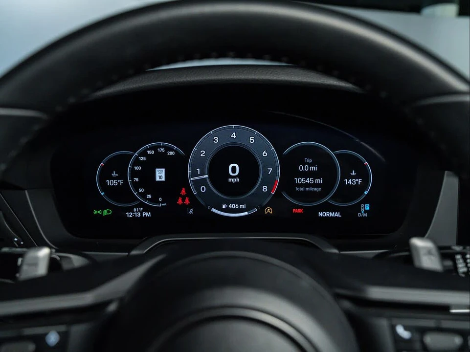 2025 Porsche 992 Carrera - Image 20 of 31