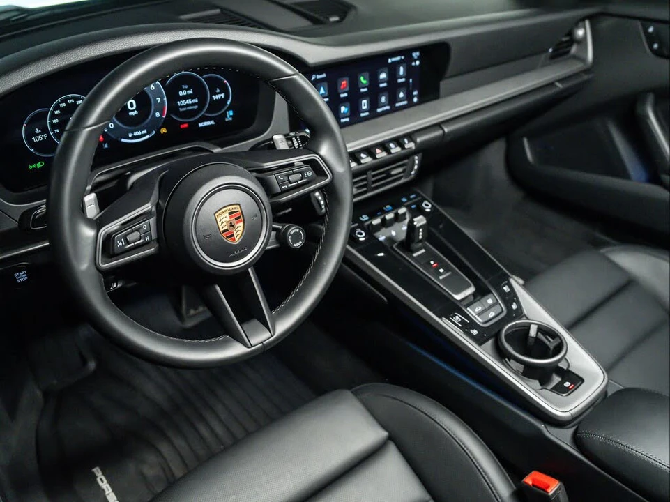 2025 Porsche 992 Carrera - Image 4 of 31