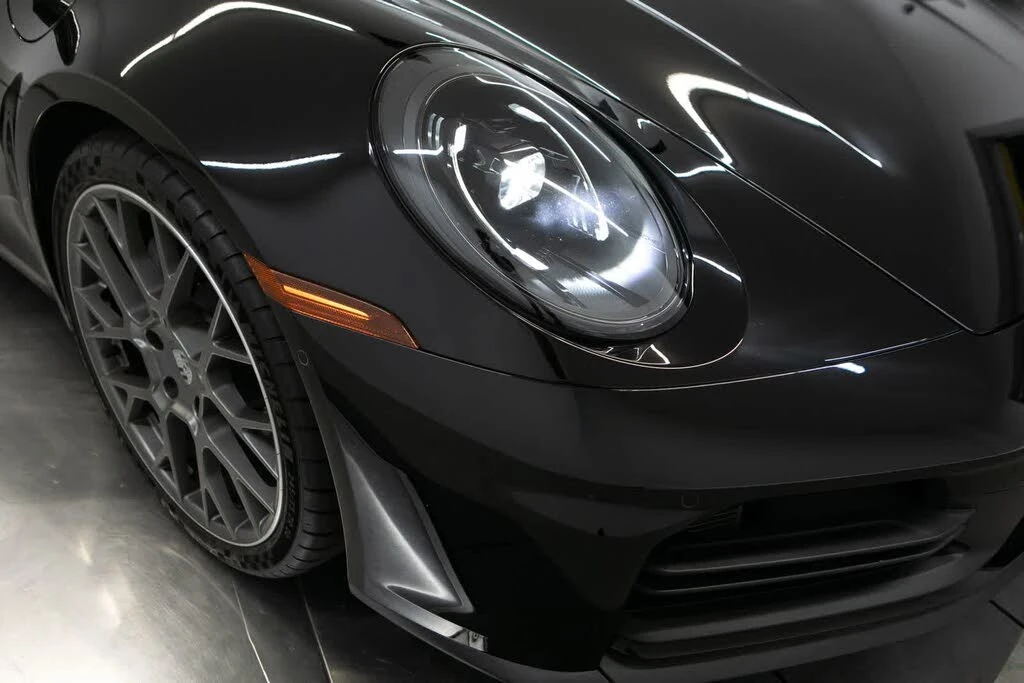 2025 Porsche 992 Carrera - Image 12 of 31