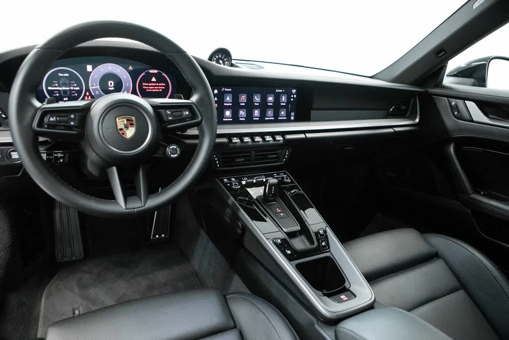 2025 Porsche 992 Carrera - Image 13 of 31