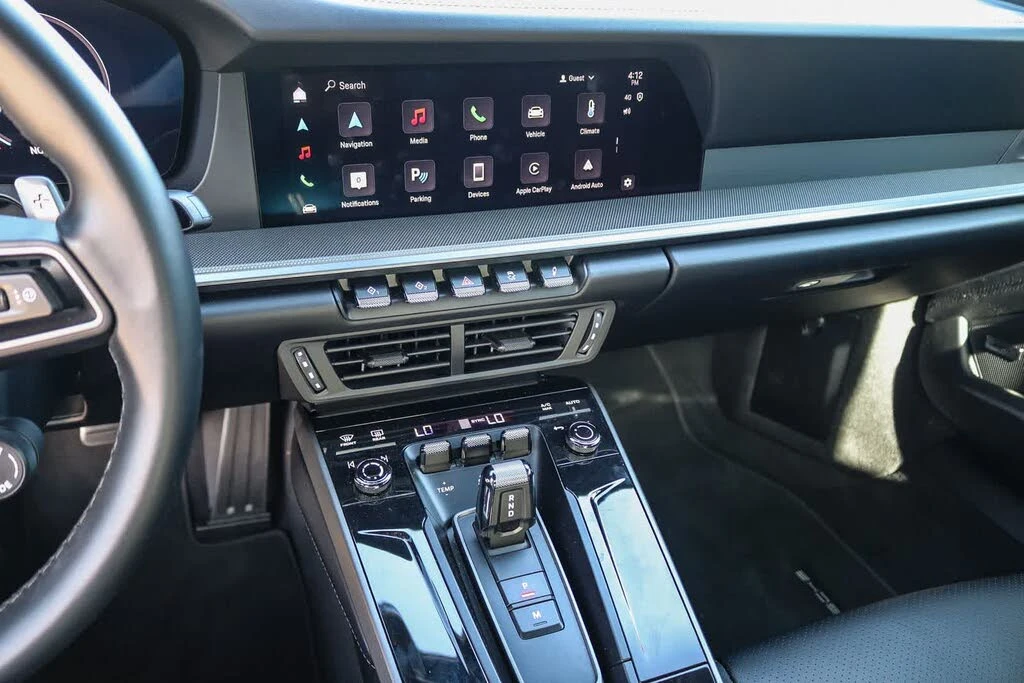 2025 Porsche 992 Carrera - Image 13 of 27