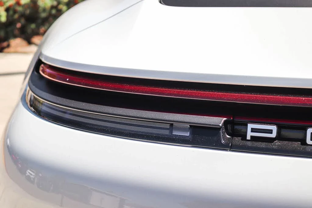 2025 Porsche 992 Carrera - Image 7 of 27