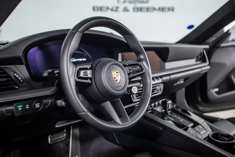 2025 Porsche 992 Carrera - Image 19 of 31