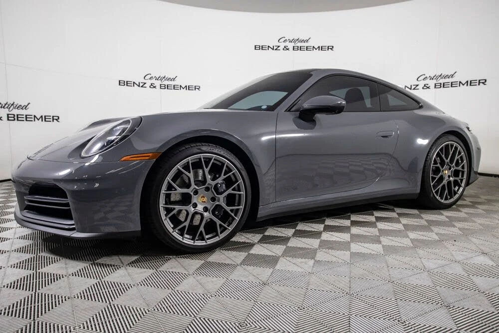 2025 Porsche 992 Carrera - Image 7 of 31