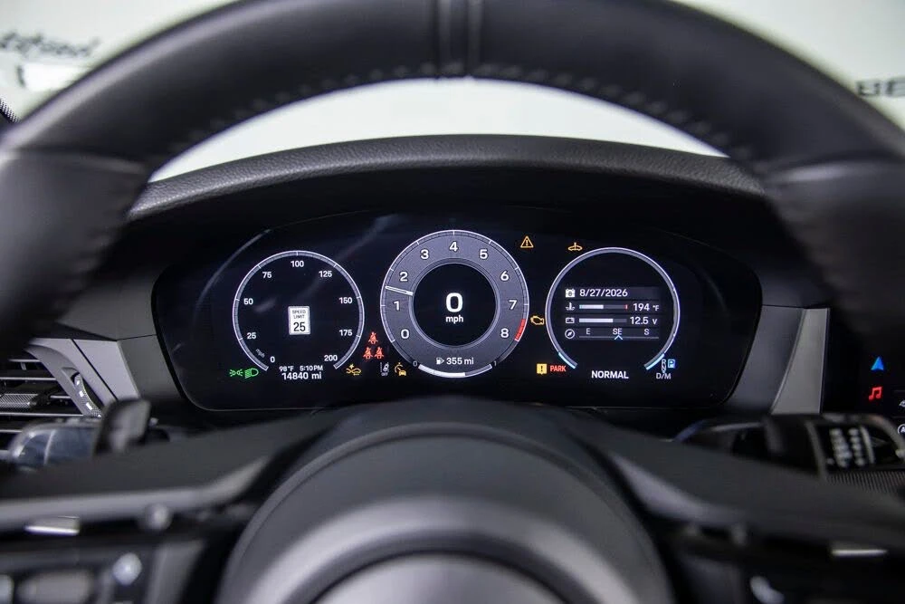 2025 Porsche 992 Carrera - Image 21 of 31