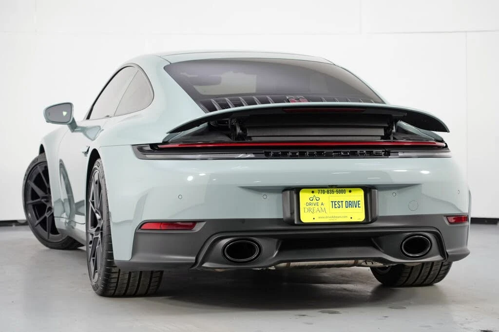 2025 Porsche 992 Carrera - Image 6 of 31