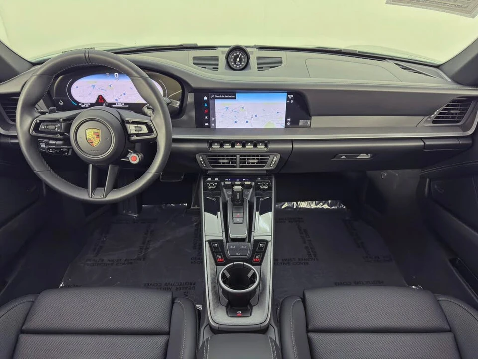 2025 Porsche 992 Carrera - Image 12 of 31