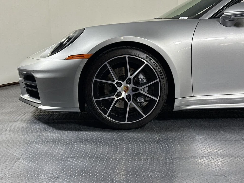 2025 Porsche 992 Carrera - Image 28 of 29