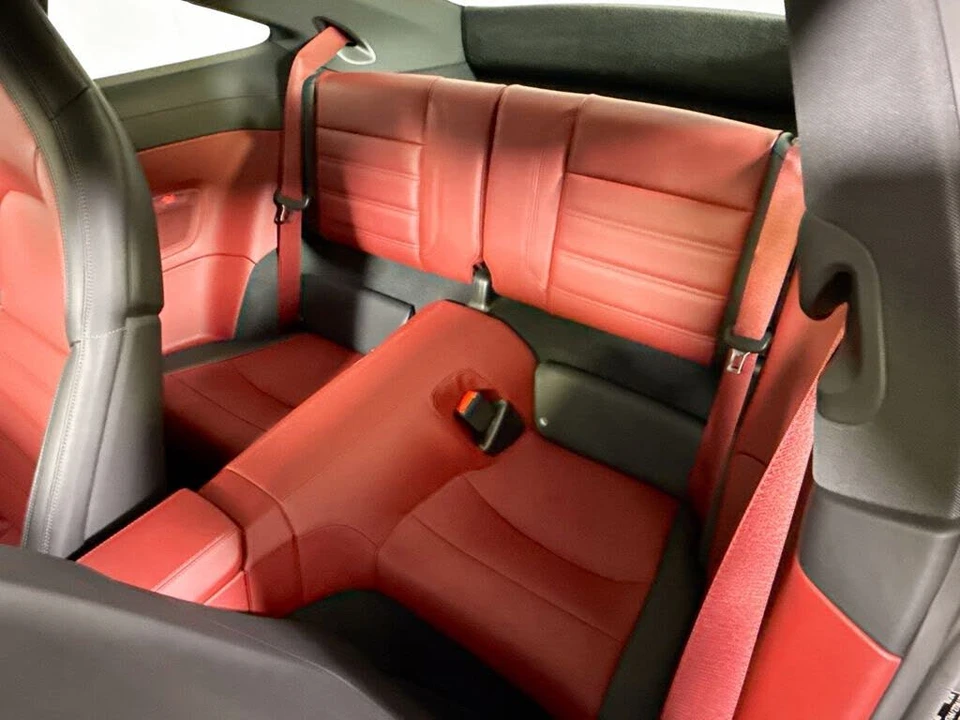 2025 Porsche 992 Carrera - Image 19 of 29