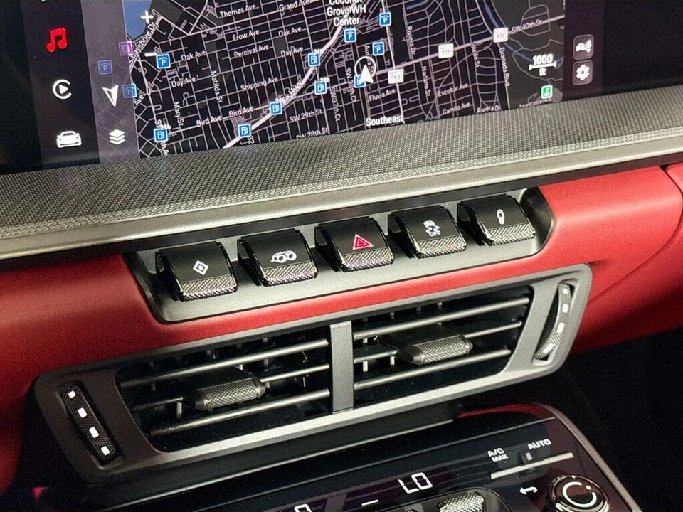 2025 Porsche 992 Carrera - Image 22 of 29