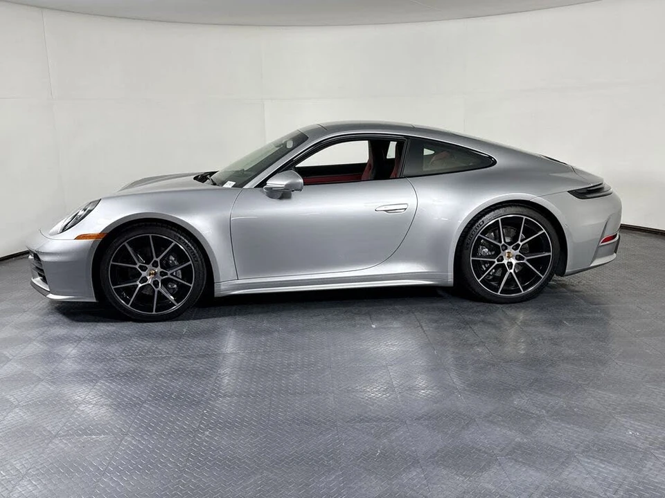 2025 Porsche 992 Carrera - Image 2 of 29