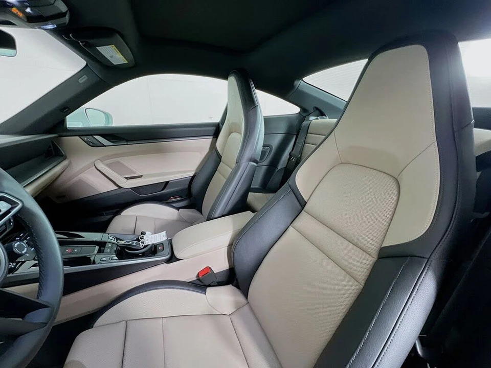 2025 Porsche 992 Carrera - Image 5 of 6