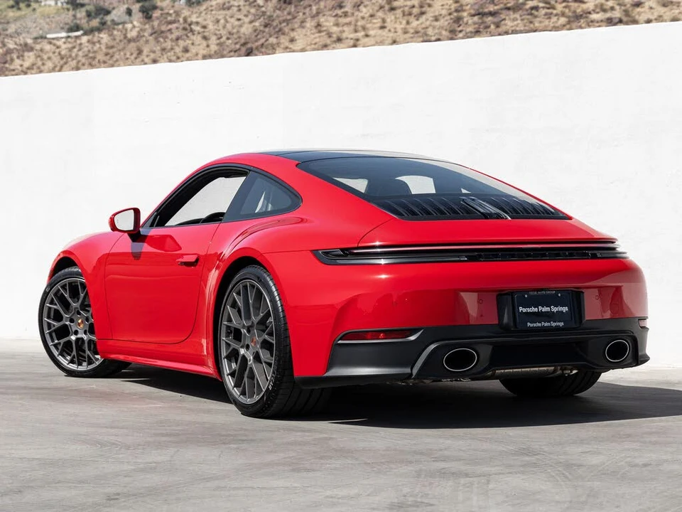 2025 Porsche 992 Carrera - Image 3 of 31