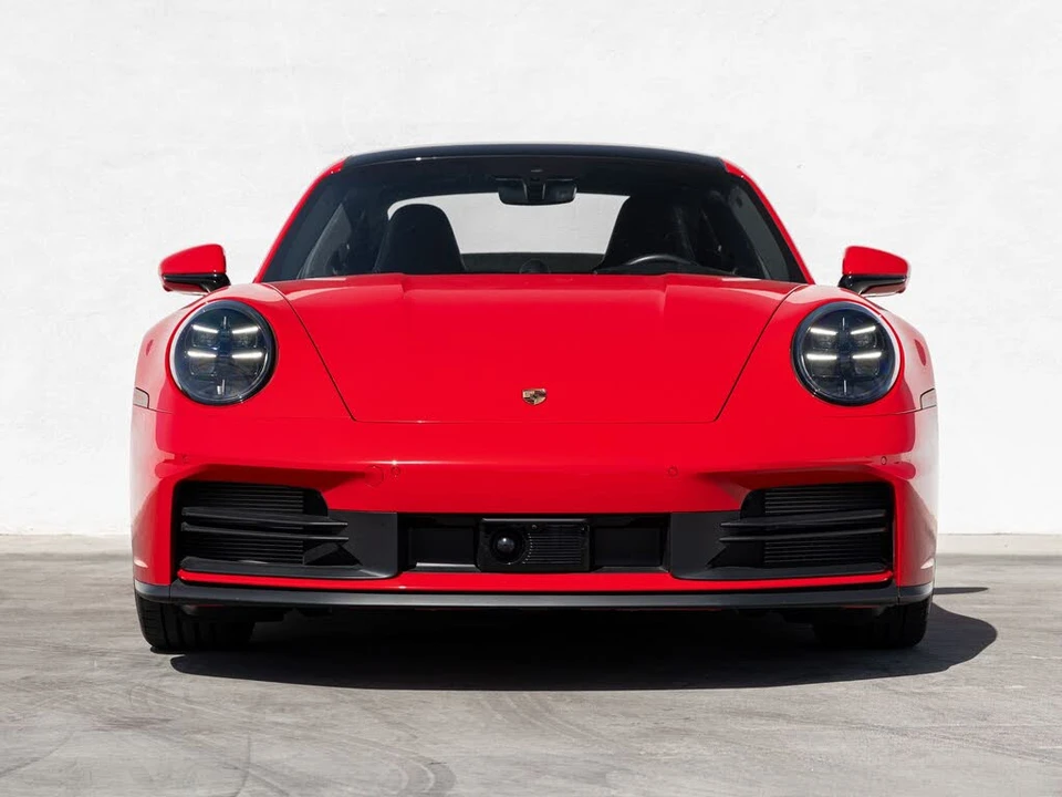 2025 Porsche 992 Carrera - Image 10 of 31