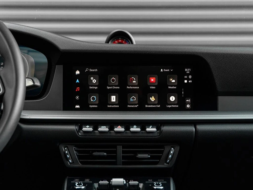 2025 Porsche 992 Carrera - Image 22 of 31