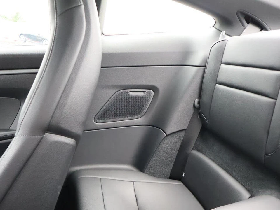 2025 Porsche 992 Carrera - Image 17 of 31