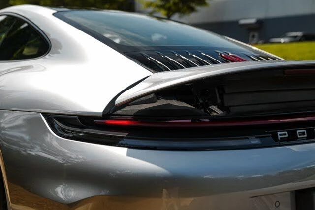 2025 Porsche 992 Carrera - Image 15 of 31