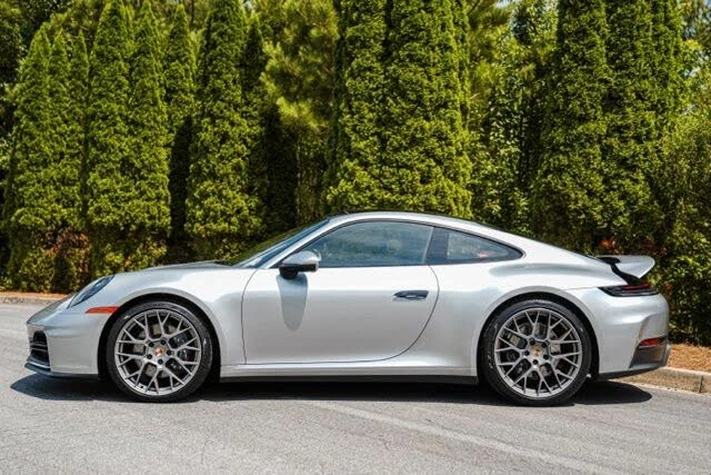 2025 Porsche 992 Carrera - Image 9 of 31
