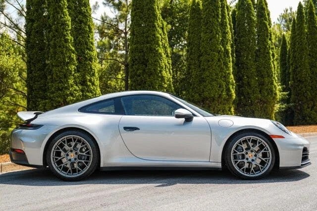 2025 Porsche 992 Carrera - Image 12 of 31