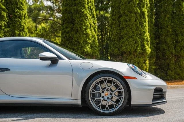 2025 Porsche 992 Carrera - Image 14 of 31