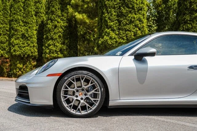 2025 Porsche 992 Carrera - Image 10 of 31