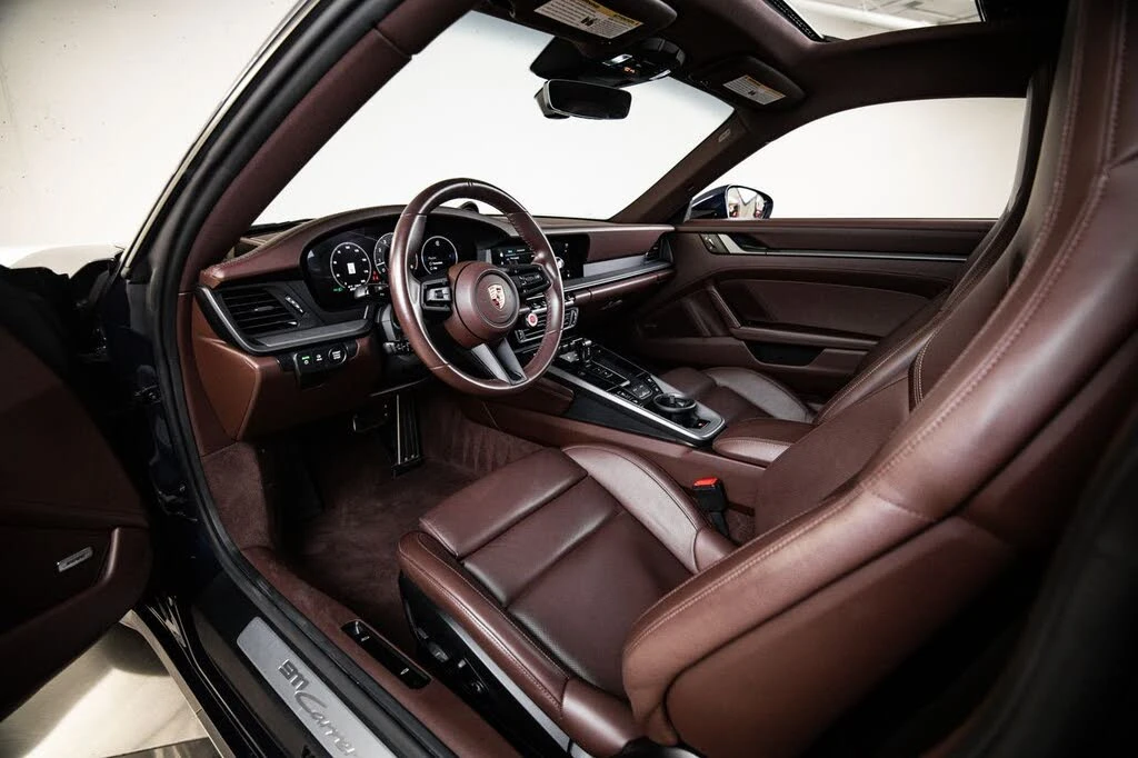2025 Porsche 992 Carrera - Image 4 of 30