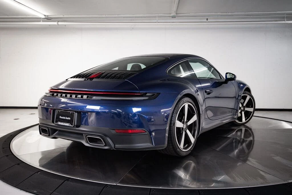 2025 Porsche 992 Carrera - Image 7 of 30