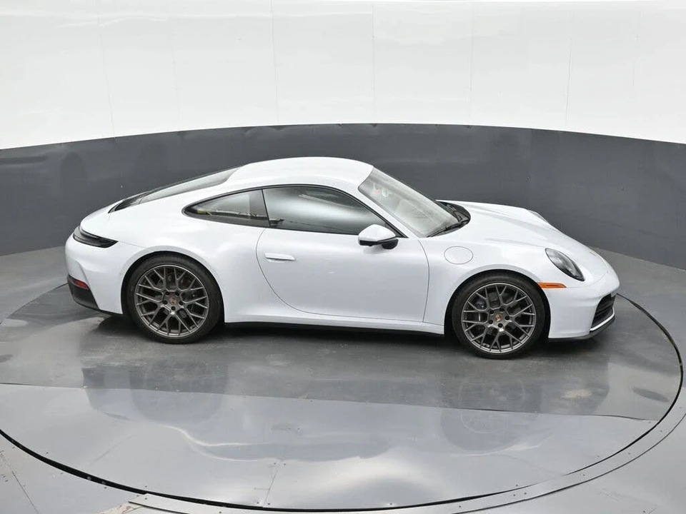 2025 Porsche 992 Carrera - Image 31 of 31