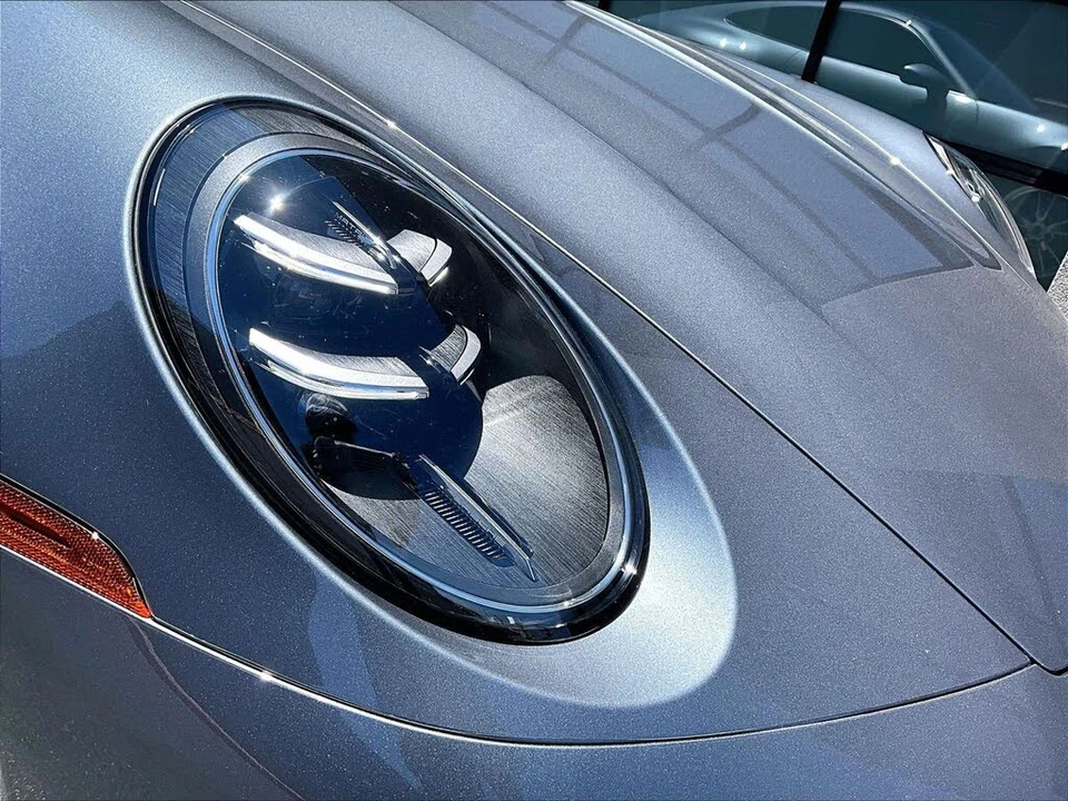 2025 Porsche 992 Carrera - Image 12 of 26