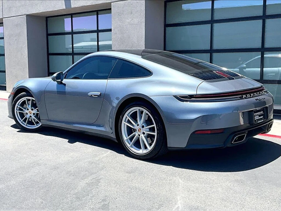 2025 Porsche 992 Carrera - Image 3 of 26