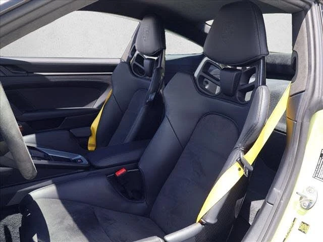 2025 Porsche 992 Carrera - Image 5 of 27