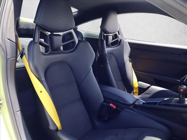 2025 Porsche 992 Carrera - Image 23 of 27