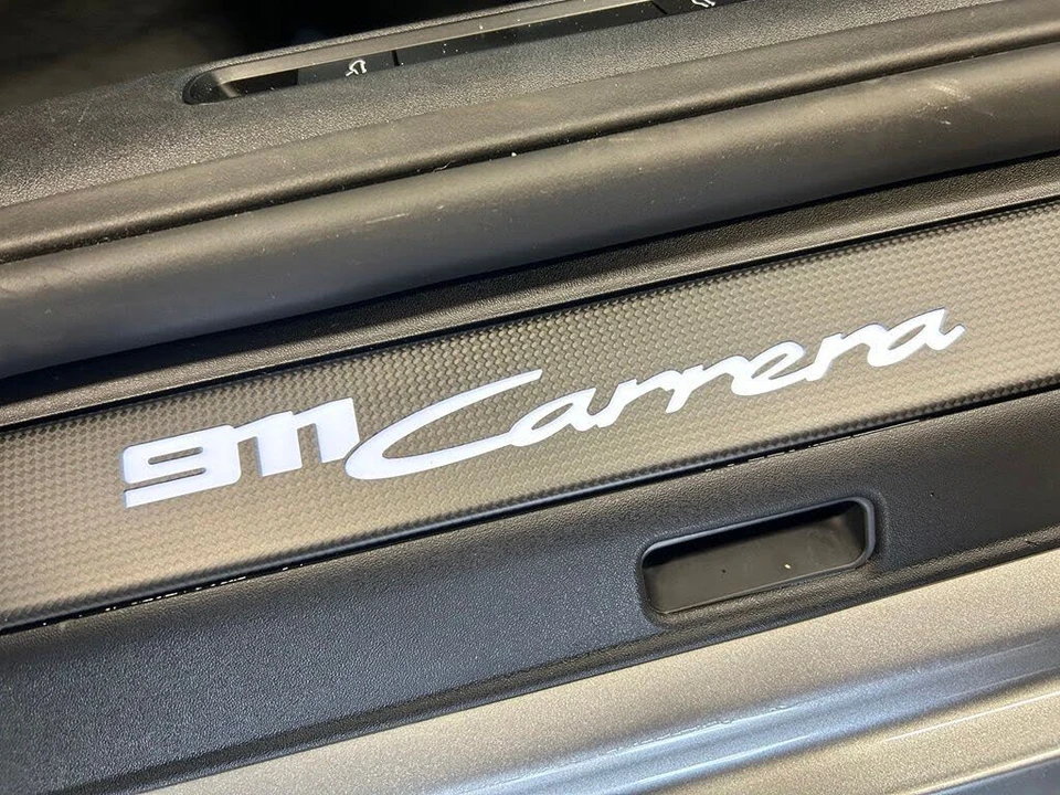 2025 Porsche 992 Carrera - Image 7 of 31