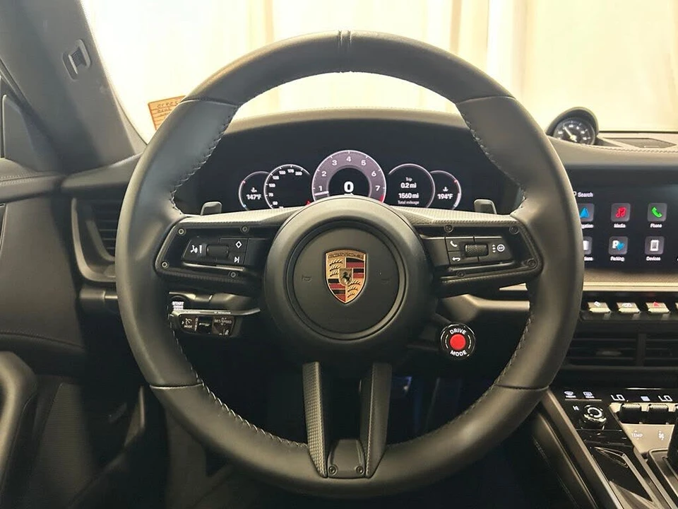 2025 Porsche 992 Carrera - Image 13 of 31