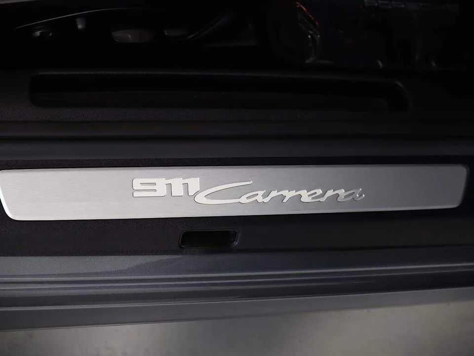 2025 Porsche 992 Carrera - Image 21 of 27