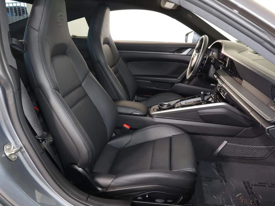 2025 Porsche 992 Carrera - Image 20 of 27