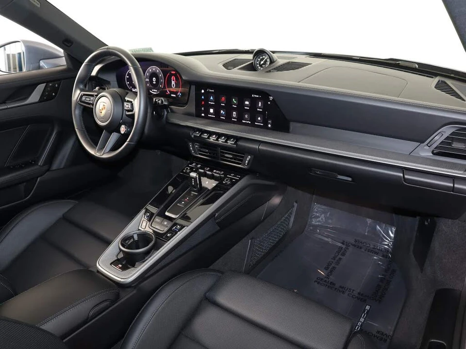 2025 Porsche 992 Carrera - Image 13 of 27