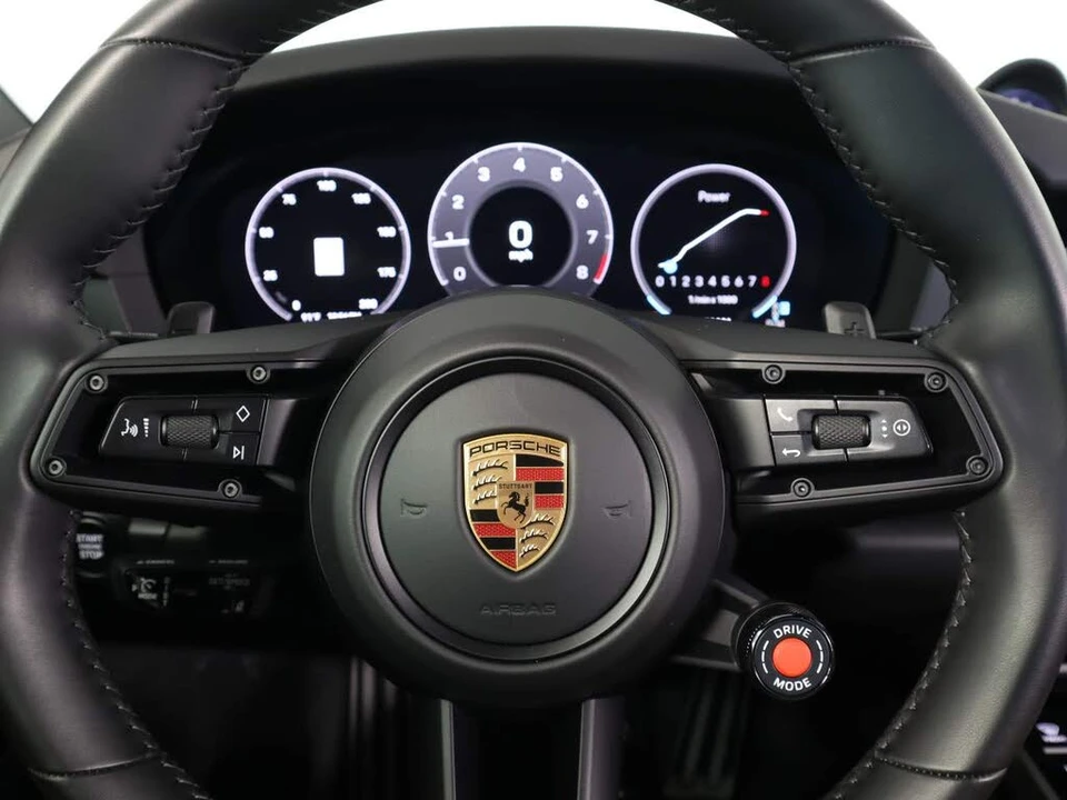 2025 Porsche 992 Carrera - Image 18 of 27
