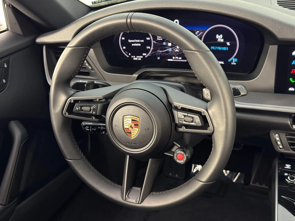 2025 Porsche 992 Carrera - Image 19 of 31