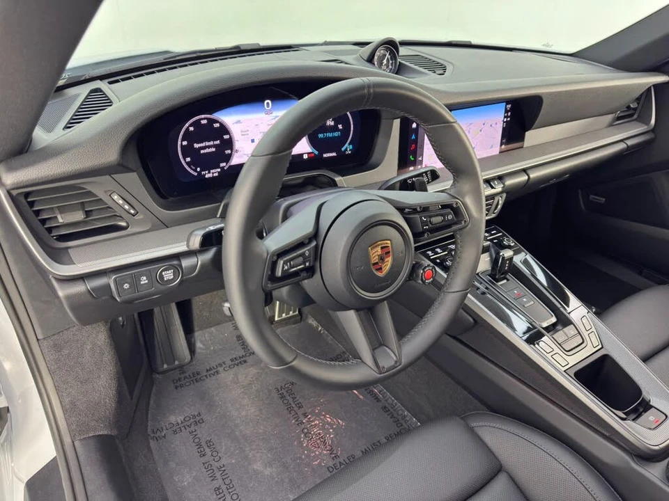 2025 Porsche 992 Carrera - Image 13 of 31