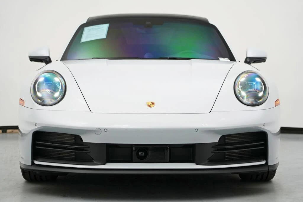 2025 Porsche 992 Carrera - Image 7 of 31