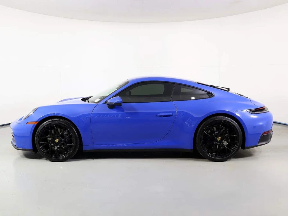 2025 Porsche 992 Carrera - Image 2 of 27