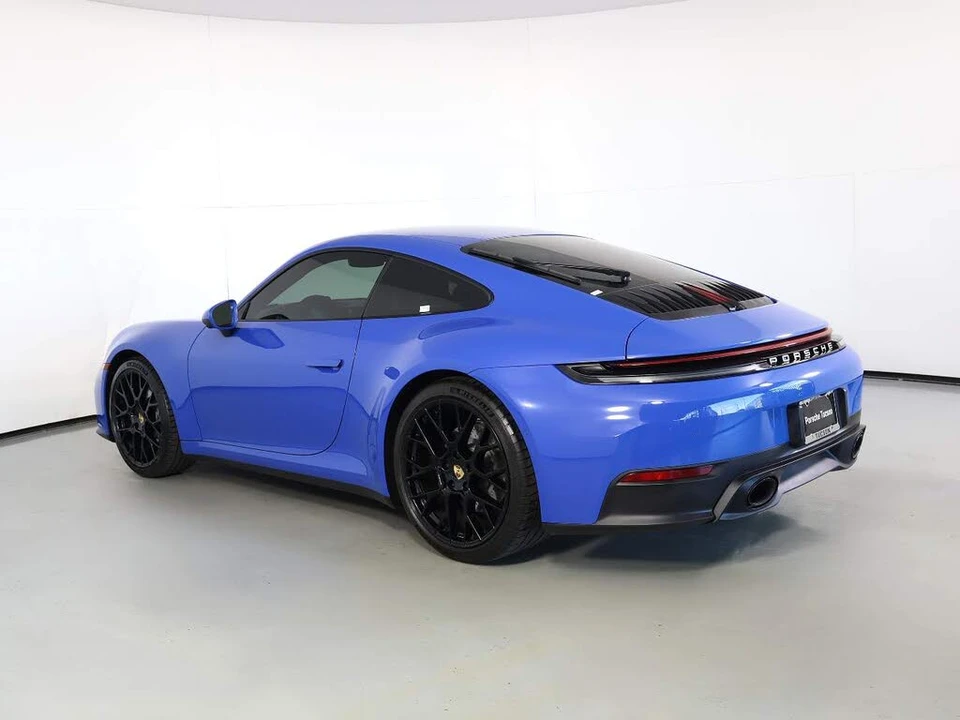 2025 Porsche 992 Carrera - Image 3 of 27