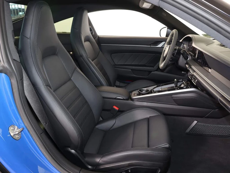 2025 Porsche 992 Carrera - Image 20 of 27