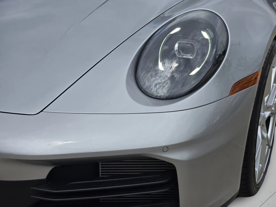 2025 Porsche 992 Carrera - Image 29 of 31