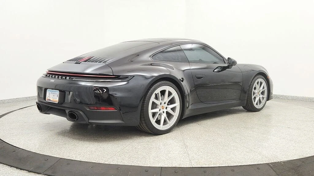 2025 Porsche 992 Carrera - Image 5 of 31