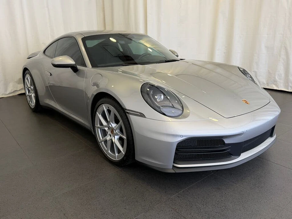 2025 Porsche 992 Carrera - Image 7 of 26