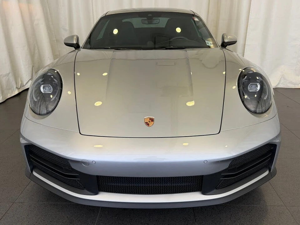 2025 Porsche 992 Carrera - Image 6 of 26