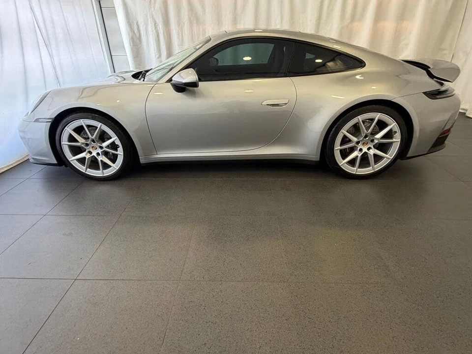 2025 Porsche 992 Carrera - Image 2 of 26